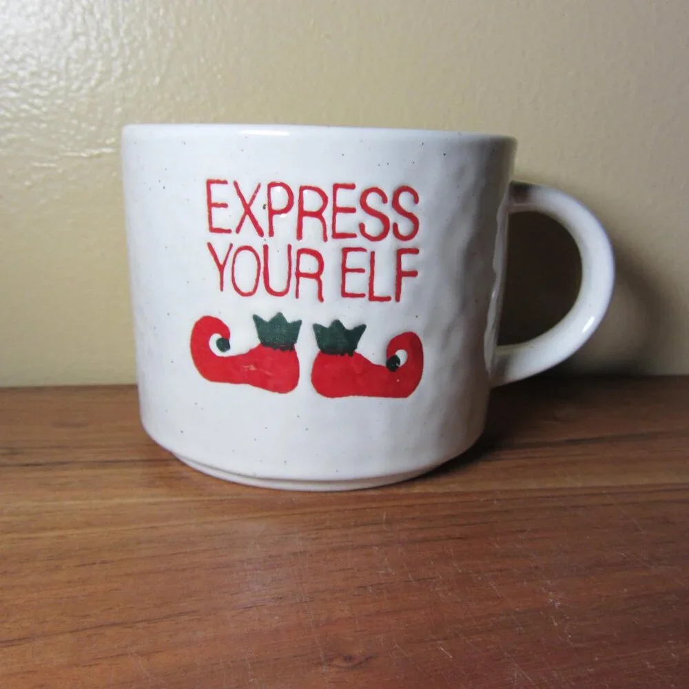 *BOGO mugs* 14 oz crate & barrel express your elf mug (W4048)